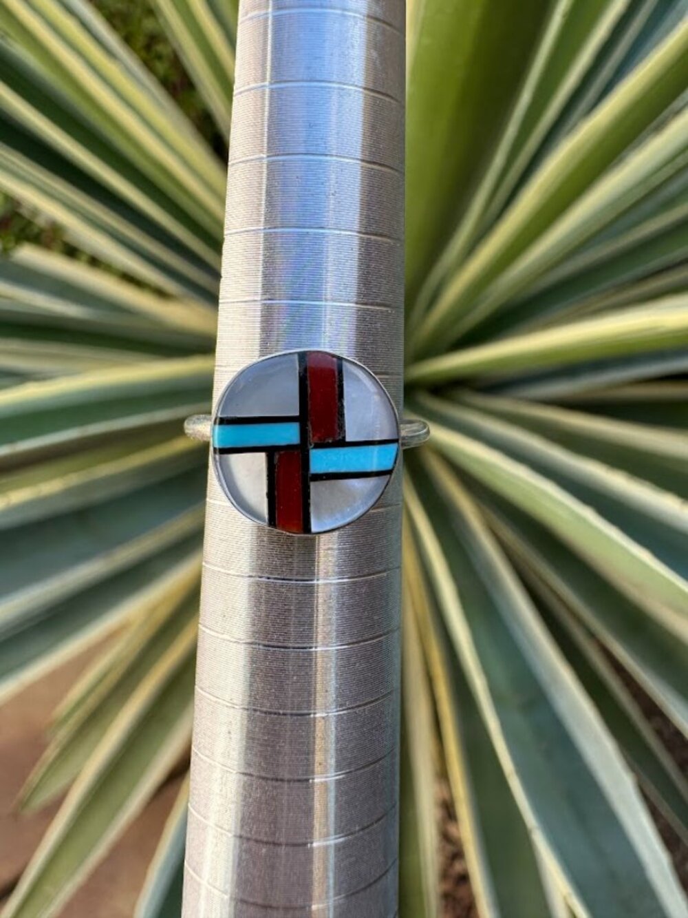 Turquoise, mother of pearl and spiny Zuni inlay ring, size 6-1/2